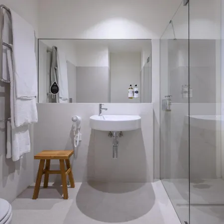 Montebelo Mosteiro De Historic