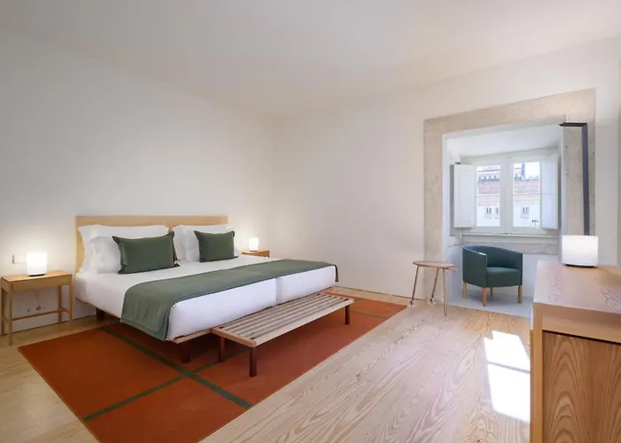 Montebelo Mosteiro De Historic