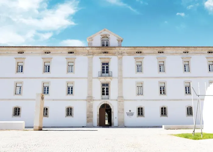 Hotel Montebelo Mosteiro De Historic Alcobaca